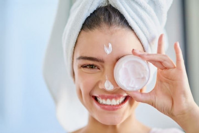 Yuk Cari Tahu, Ini Tanda Skincare Tidak Cocok