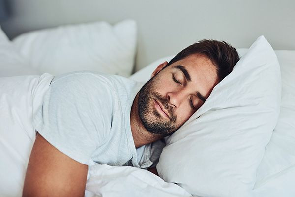 Tahukah Anda Penis Bisa Ereksi Saat Tidur?