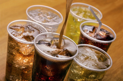 Apa Hubungan Minuman Bersoda dengan Diabetes?