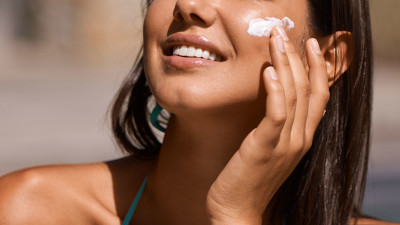 Awas, Ini Bahaya Jika Malas Pakai Sunscreen