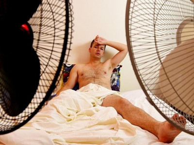 INI PENYAKIT YANG DITANDAI DENGAN BERKERINGAT SAAT TIDUR