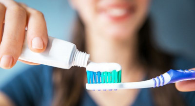 Gejala Gingivitis dan Perawatan Rumahan