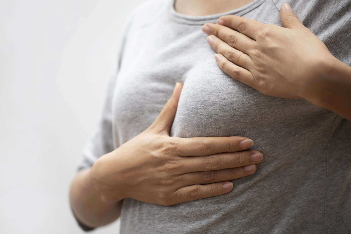 Meremas Payudara, Adakah Manfaatnya Bagi Wanita? YesDok