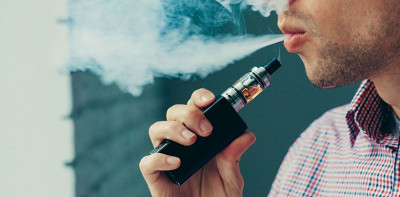 Studi: Penggunaan Rokok Elektrik yang Rutin Bisa Bantu Berhenti Merokok