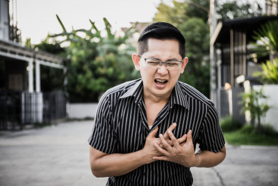 Apa Itu Palpitasi Jantung? Ini Gejala dan Penyebabnya